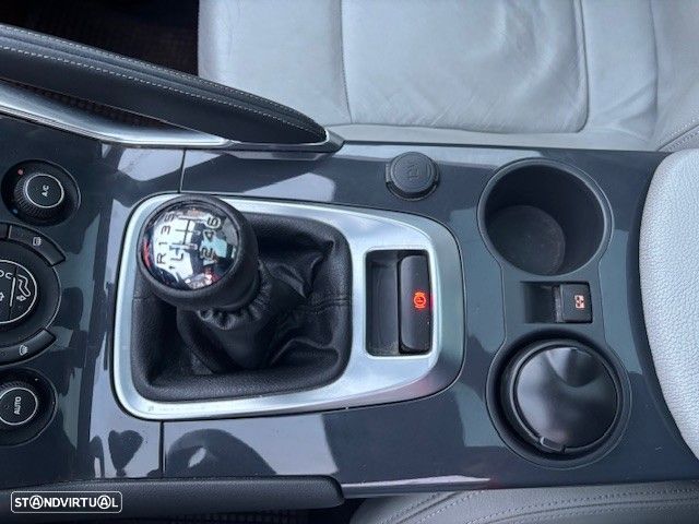 Peugeot 3008 1.6 HDi Sport - 8