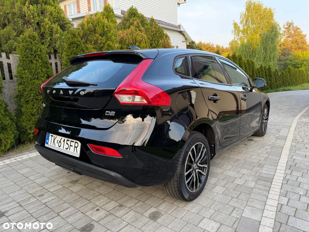 Volvo V40 D2 Geartronic Momentum - 10
