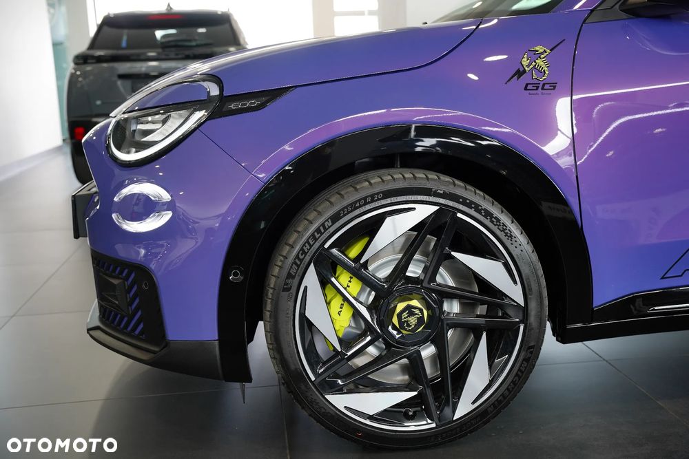 Abarth 600e 54kWh Scorpionissima - 12
