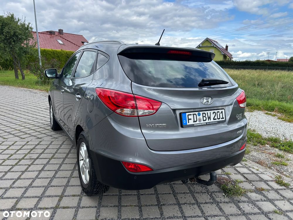 Hyundai ix35 2.0 CRDi 4WD Premium - 4