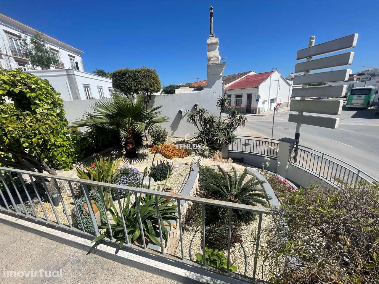 Oportunidade única - Exquisite Tavira Living: Uma encantadora moradia - Grande imagem: 4/44