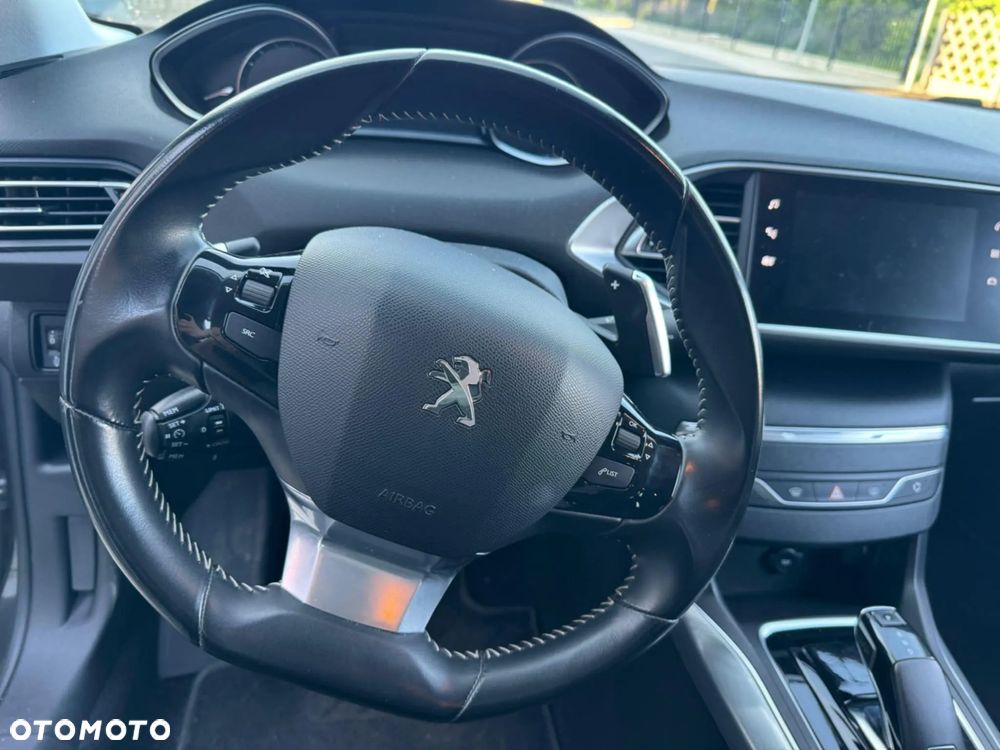 Peugeot 308 1.5 BlueHDi Active Pack S&S EAT8 - 11