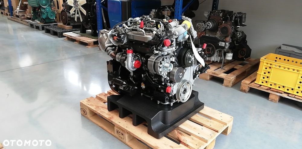 SILNIK PERKINS 854E-E43T CAT C3.4B 31000 netto - 1