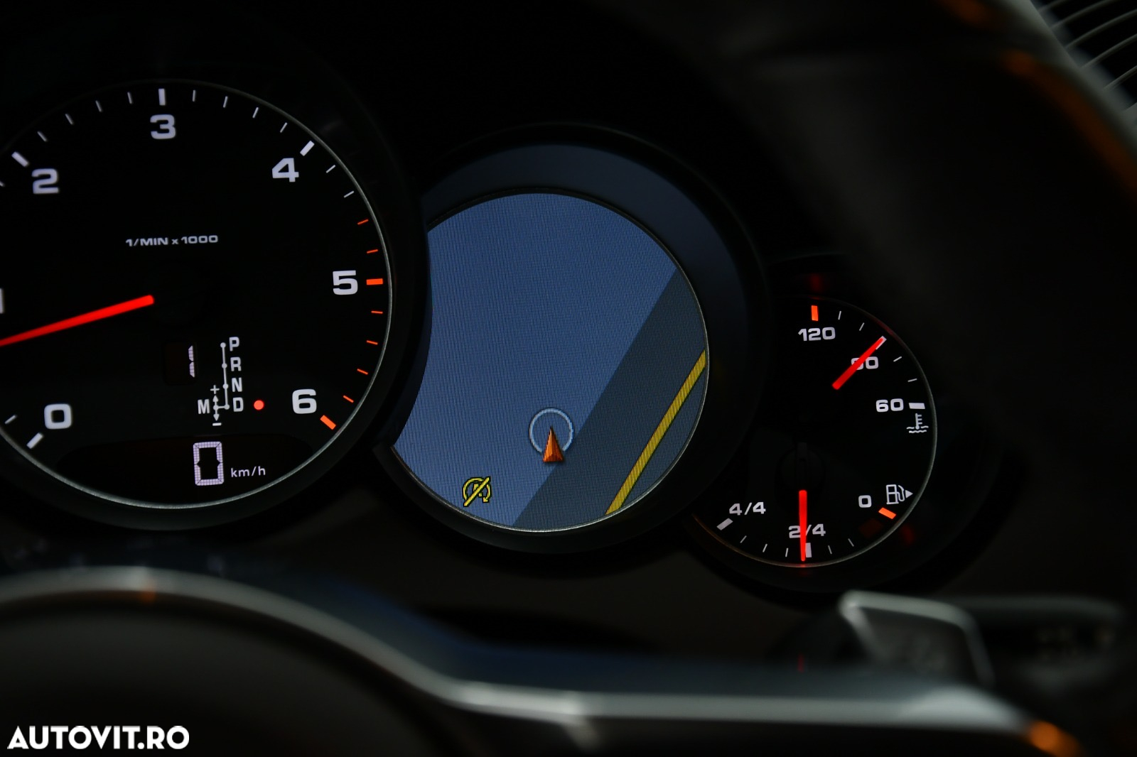 Porsche Cayenne 3.0 L - 29