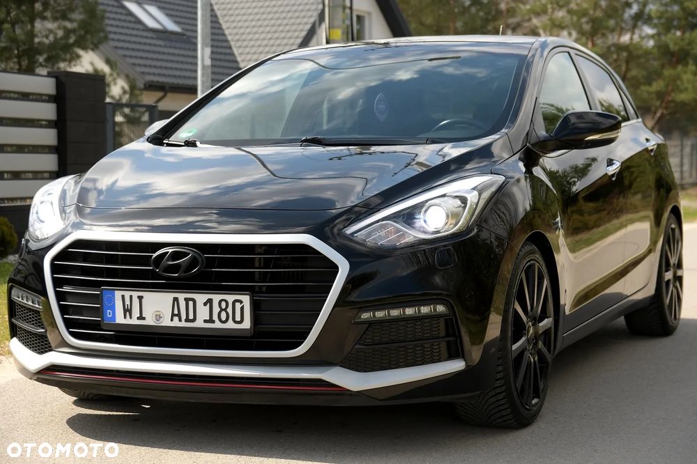 Hyundai i30 1.6 T GDI Turbo - 11