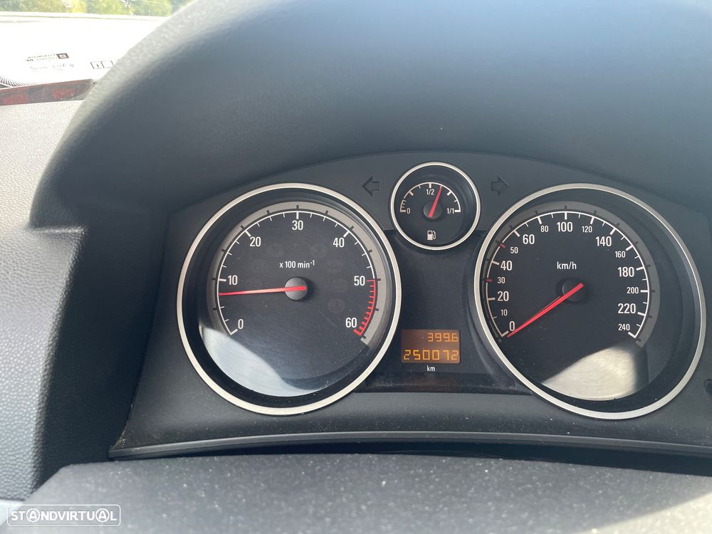 Opel Astra - 1