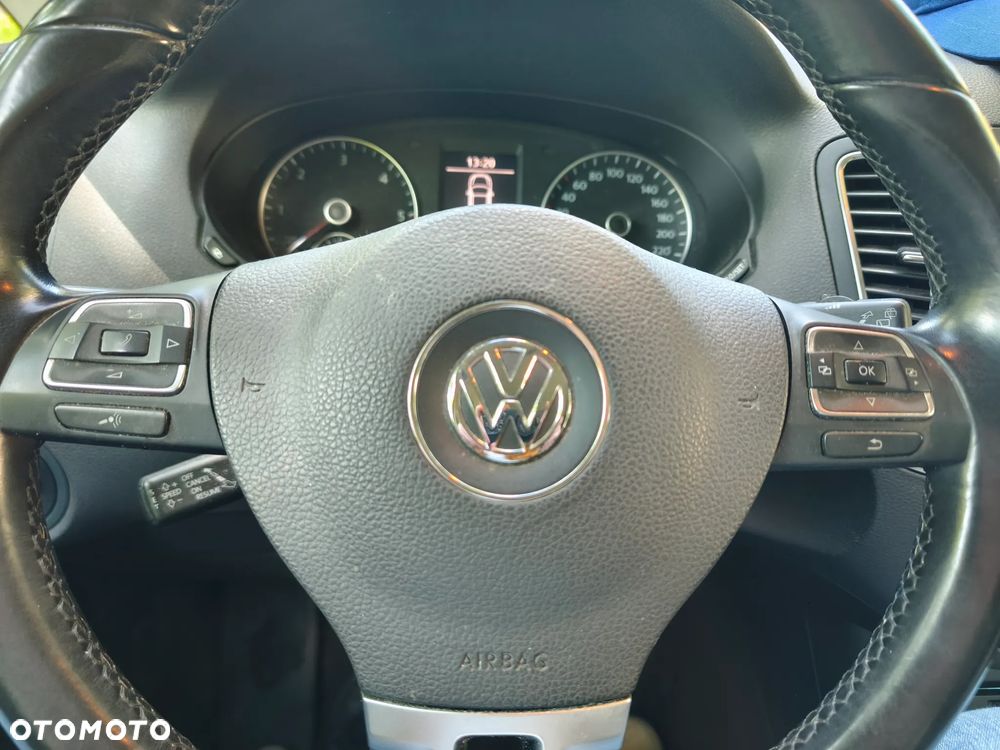 Volkswagen Sharan 2.0 TDI Trendline DSG - 14