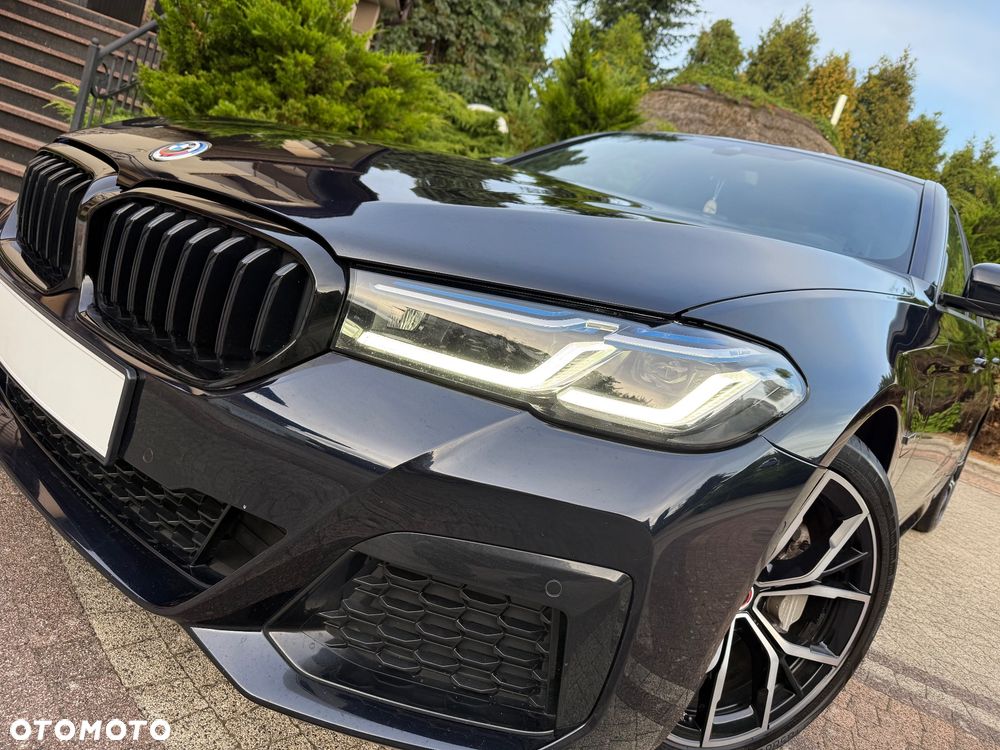 BMW Seria 5 520e M Sport sport - 2