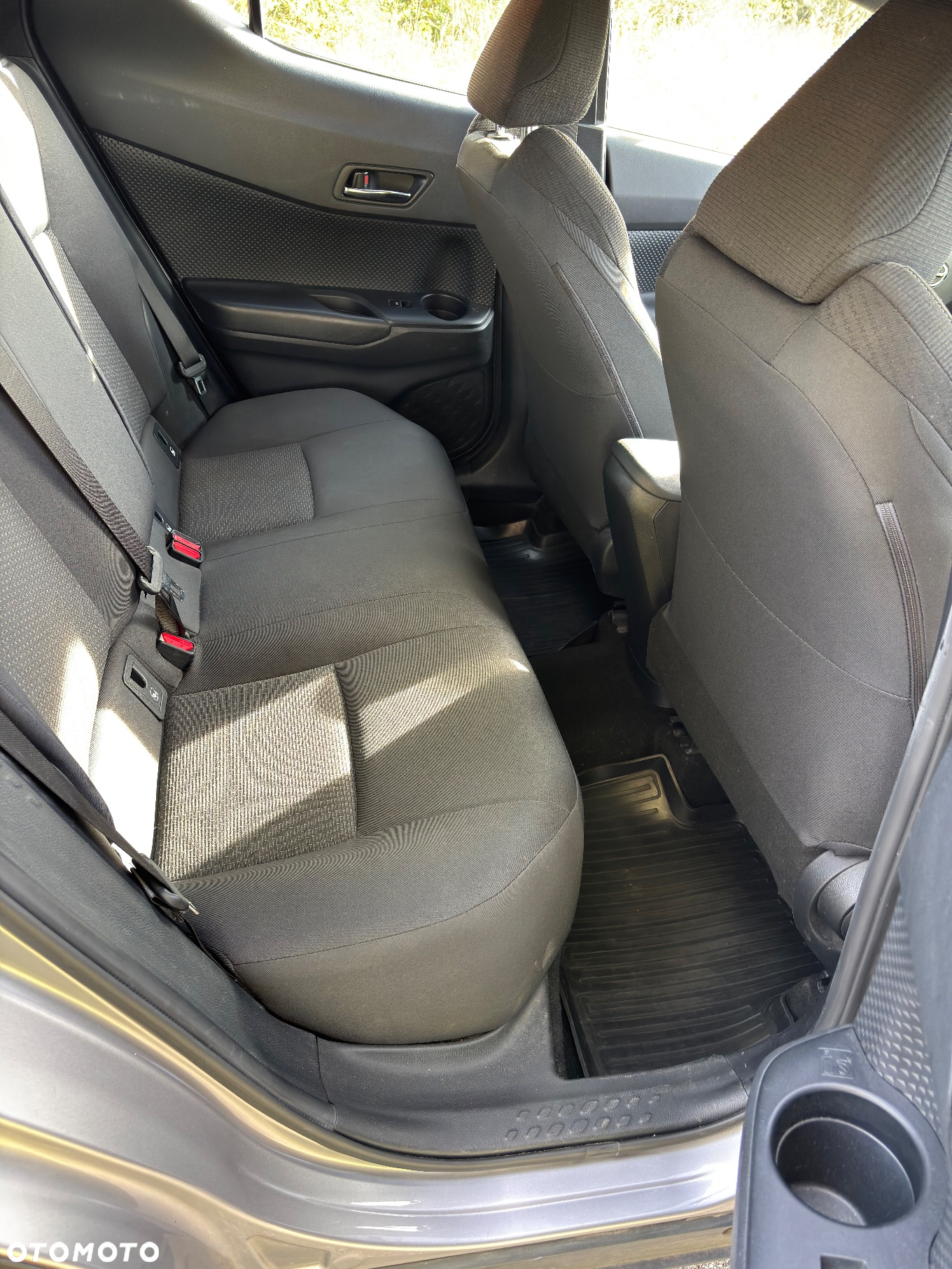 Toyota C-HR 1.2 T Active - 12