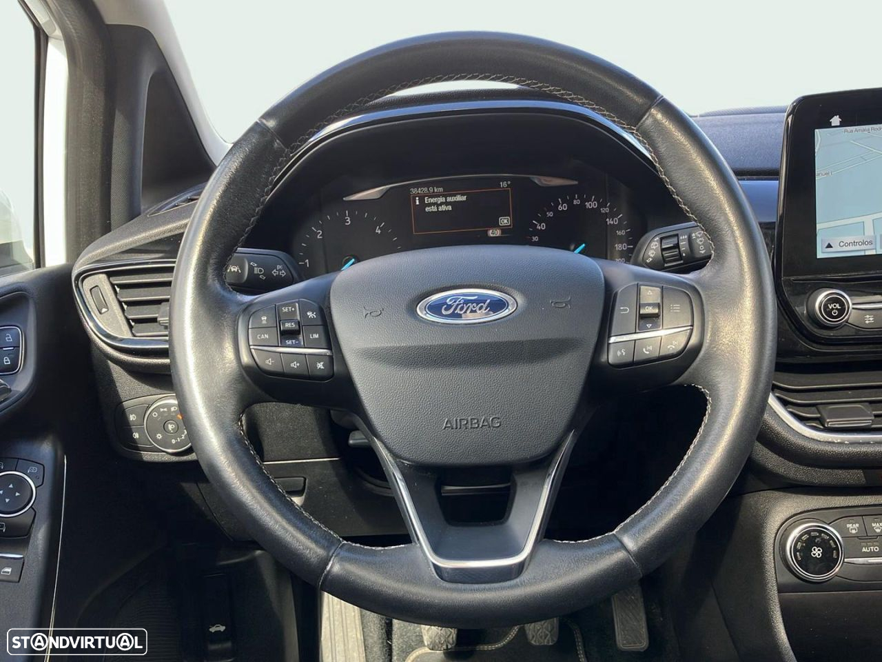 Ford Fiesta 1.5 TDCi Titanium - 11