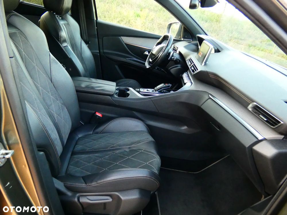 Peugeot 5008 BlueHDi 180 EAT6 GT - 23