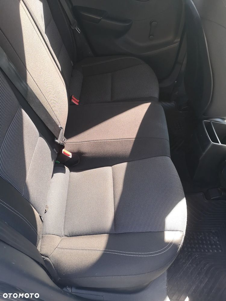 Hyundai i30 1.6 CRDi Classic - 8