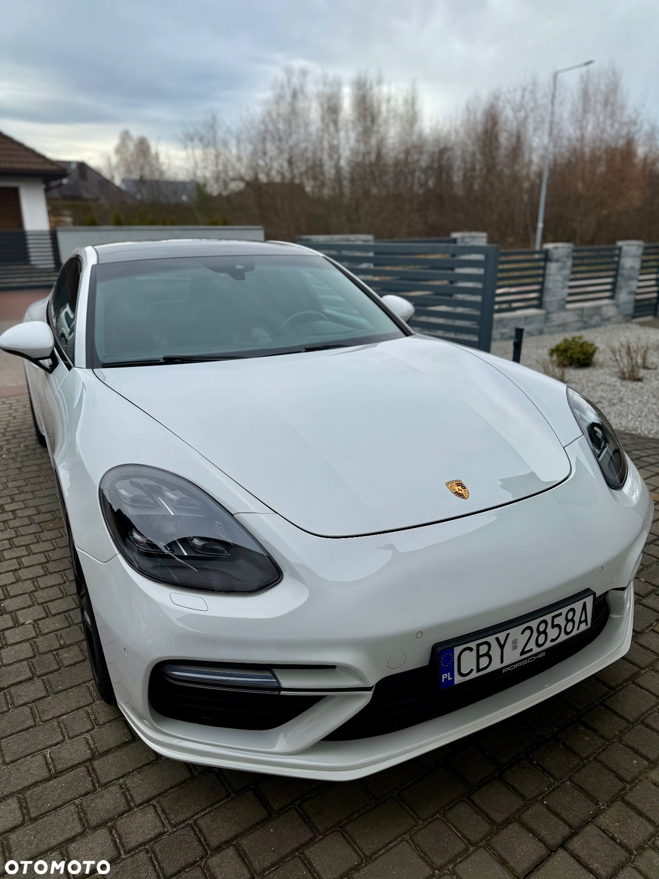 Porsche Panamera Standard - 2