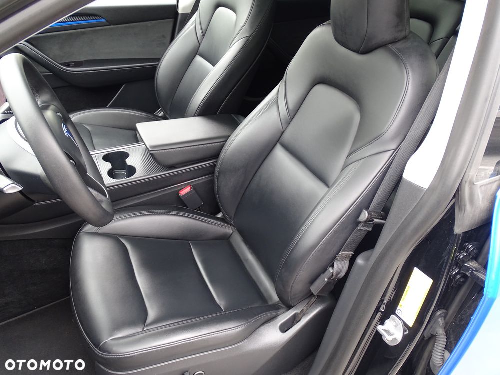 Tesla Model Y Long Range Dual Motor AWD - 20