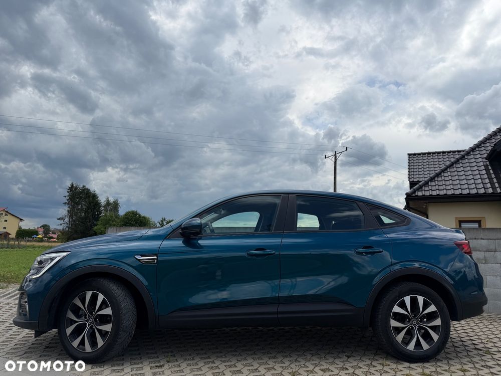Renault Arkana 1.6 E-TECH Zen MMT - 9