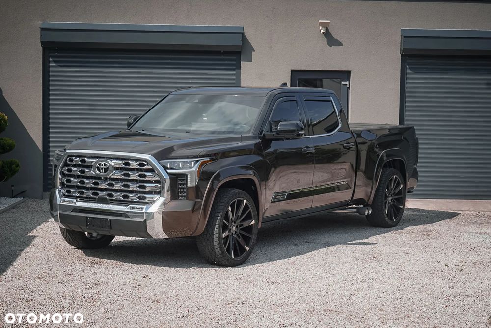 Toyota Tundra