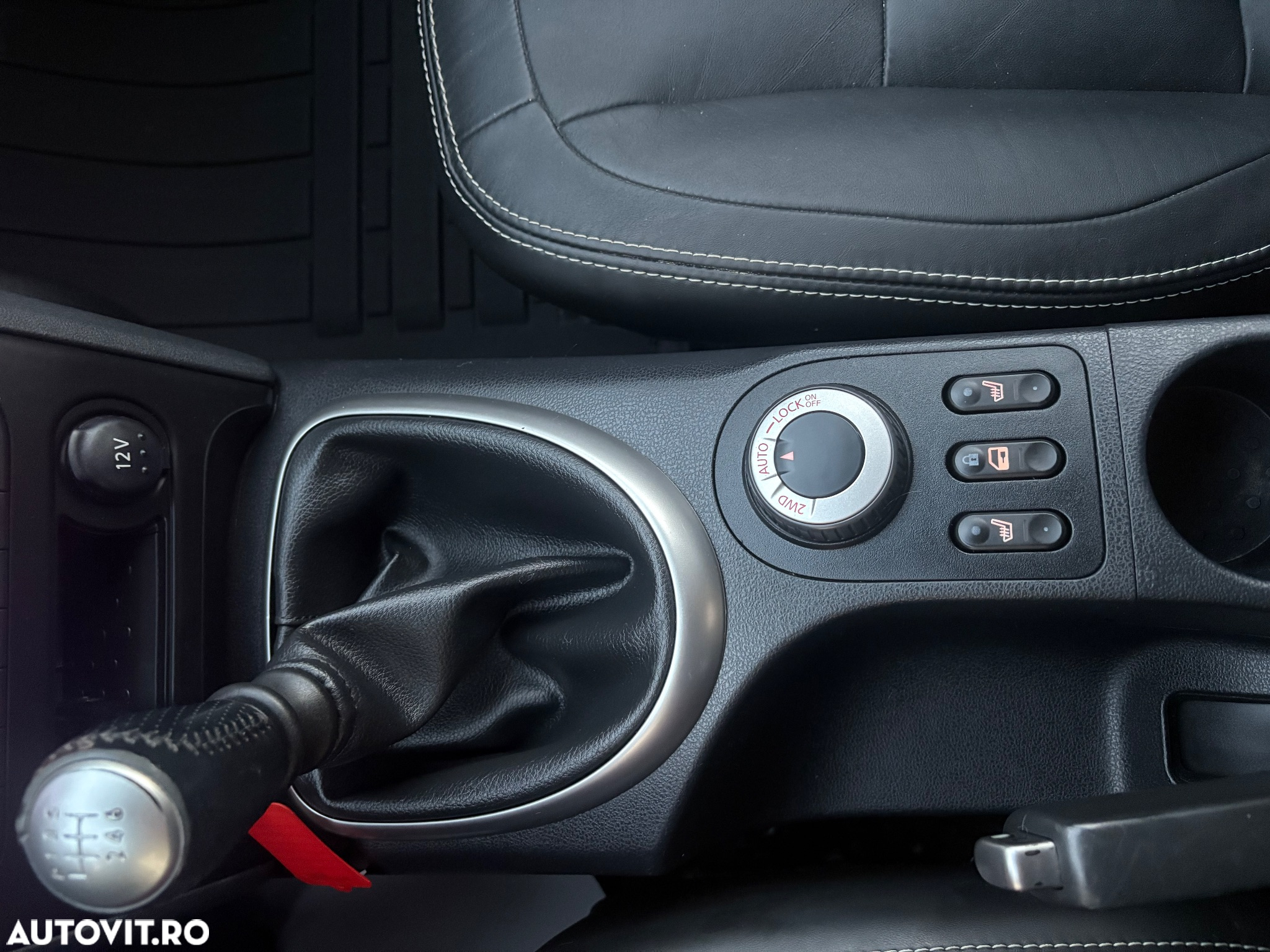 Nissan Qashqai+2 +2 2.0 "All Mode 4x4-i" Tekna - 24