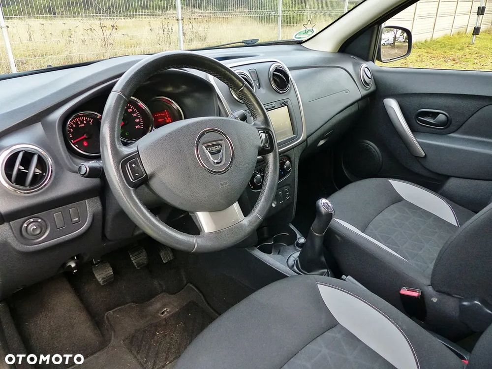 Dacia Sandero TCe 90 Laureate - 19