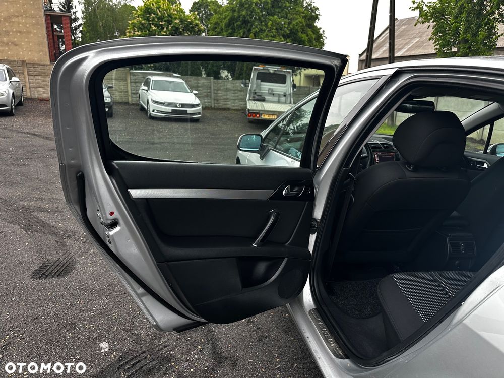 Peugeot 407 140 Premium - 14