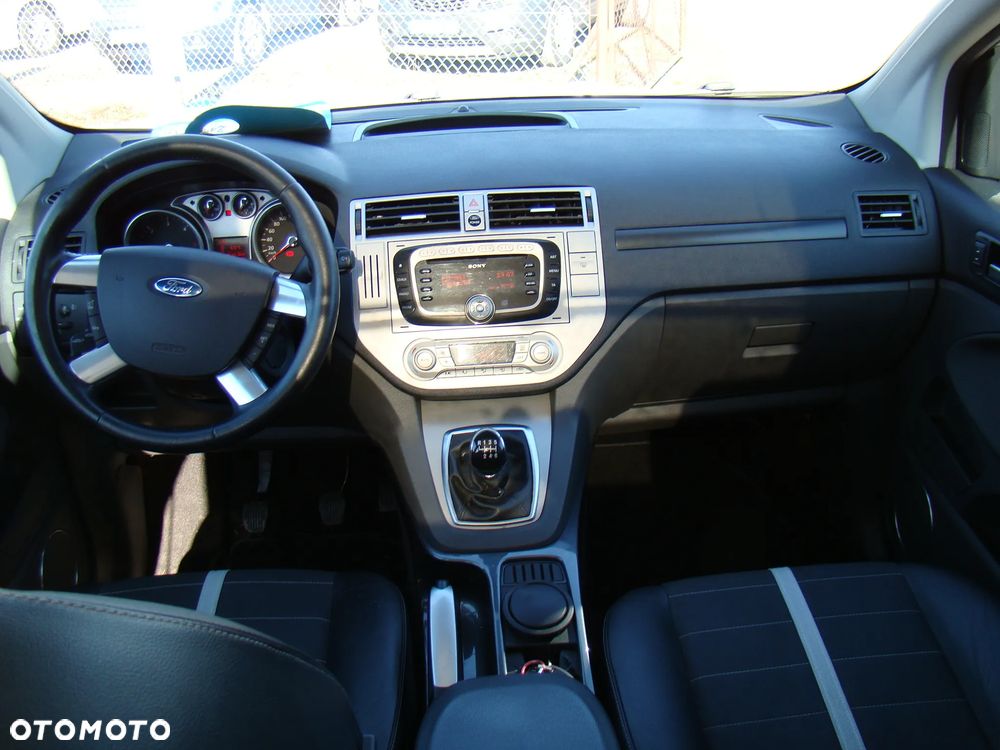 Ford Kuga 2.0 TDCi 4x4 Trend - 6