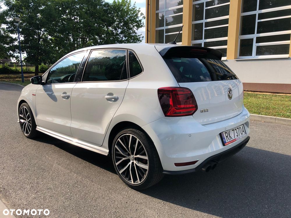 Volkswagen Polo 1.8 TSI BMT GTI - 3