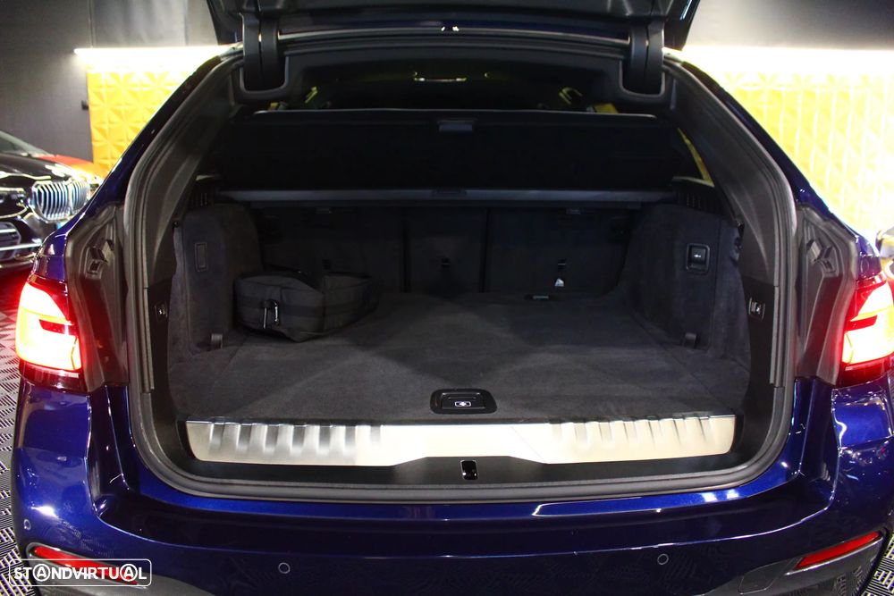 BMW 520 e Pack M - 25