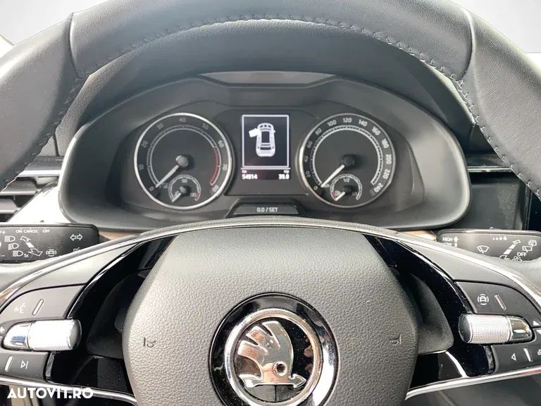 Skoda Kamiq 1.0 TSI DSG Style - 8