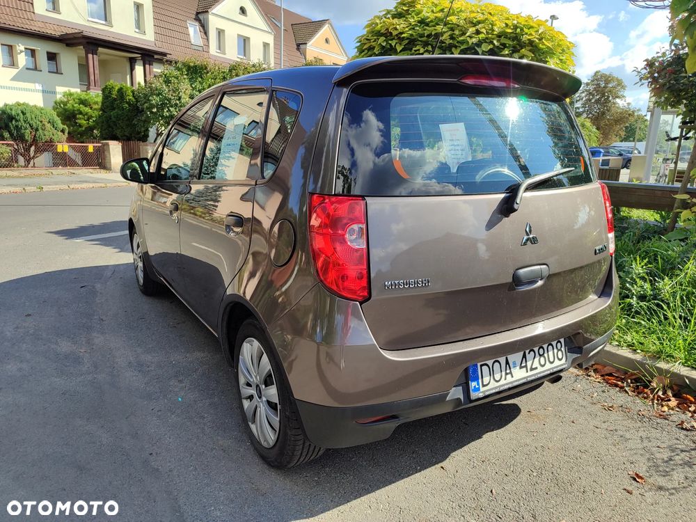 Mitsubishi Colt - 2