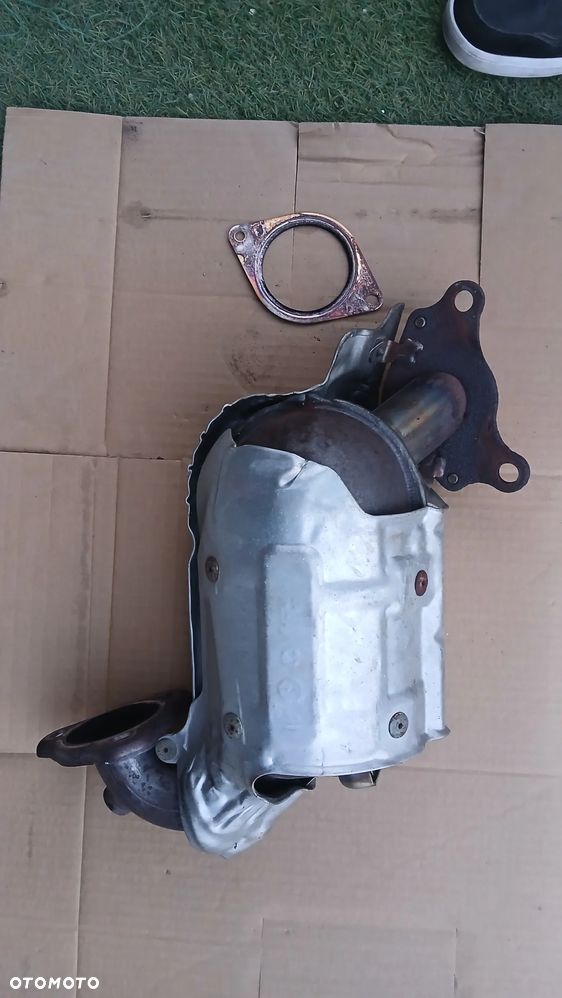 renault dacia 0.9tce katalizator 208A03489R - 2