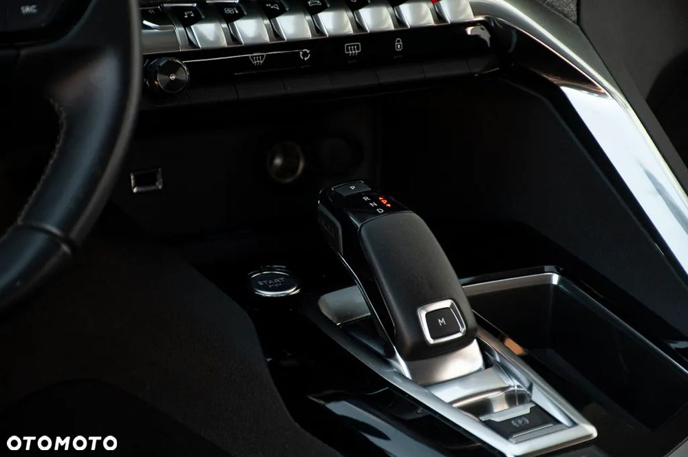 Peugeot 3008 PureTech 130 Stop & Start EAT6 Allure - 27