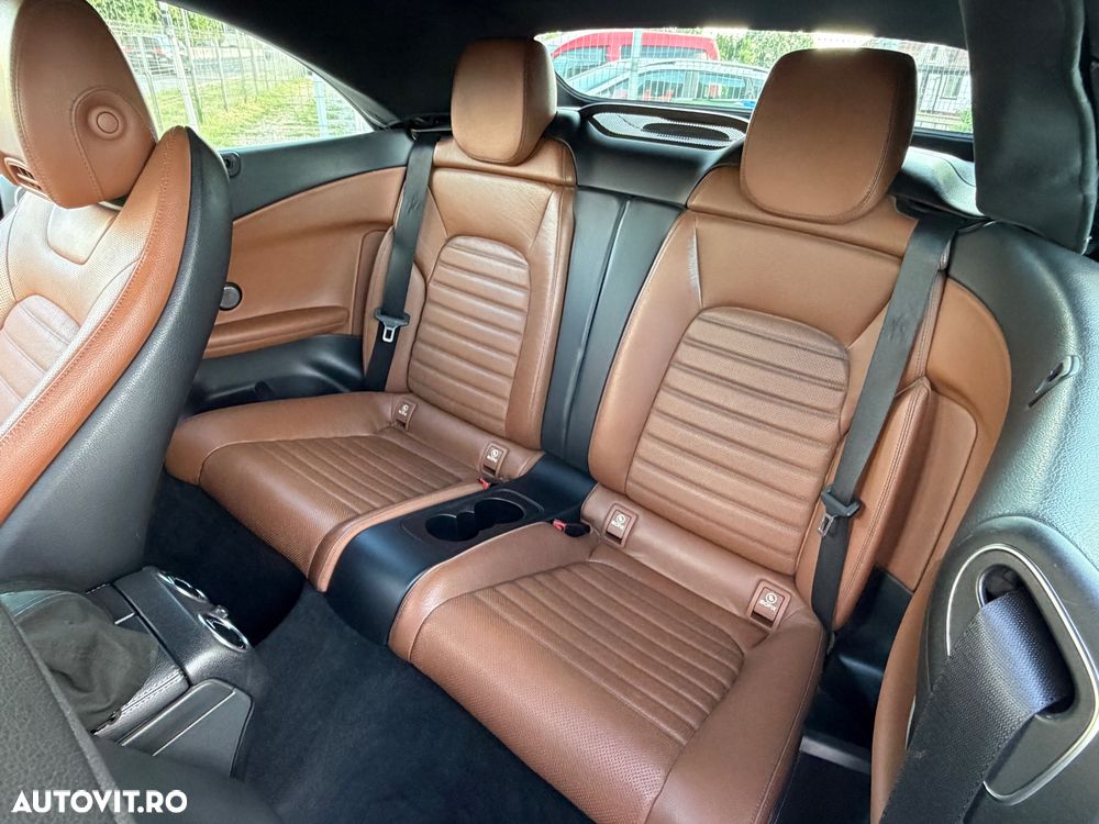 Mercedes-Benz C - 26