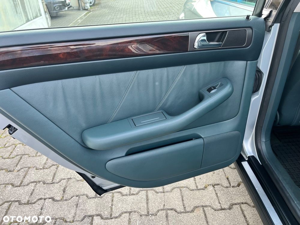 Audi A6 Limousine 2.8 - 17