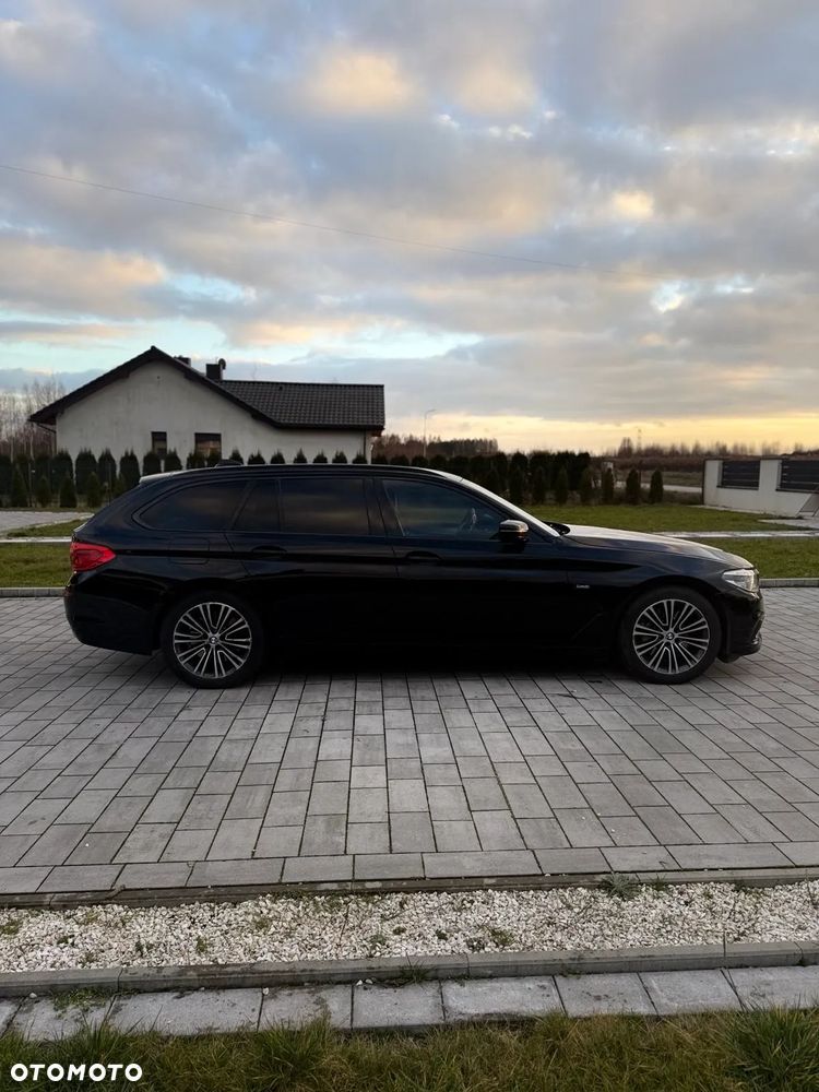 BMW Seria 5 530d Luxury Line - 8