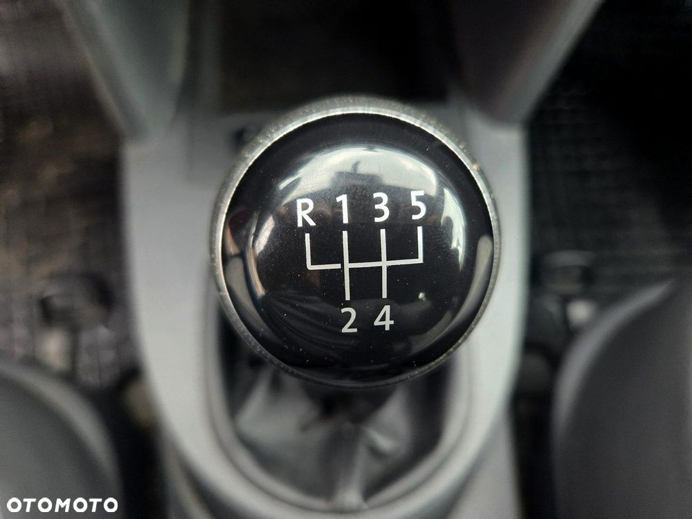 Volkswagen Caddy - 13