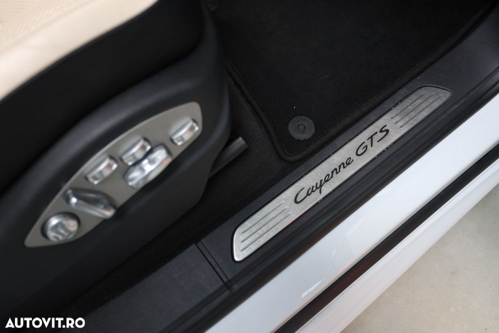 Porsche Cayenne 3.6 L GTS - 6