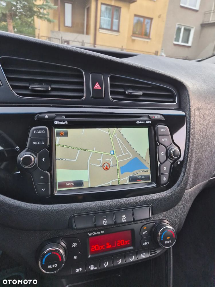 Kia Ceed Cee'd 1.6 GDI Business Line - 37