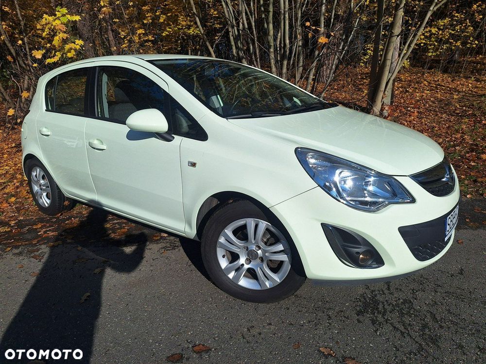 Opel Corsa 1.2 16V 111