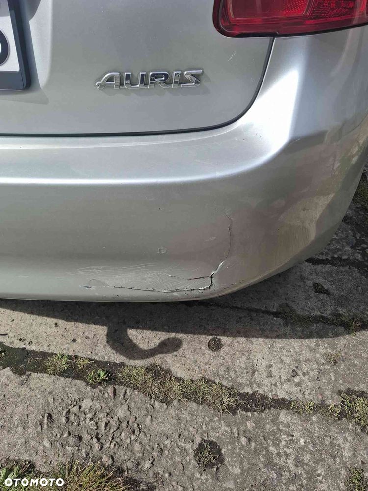 Toyota Auris 1.6 VVT-i Terra - 6
