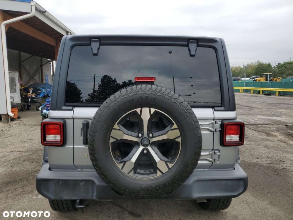 Jeep Wrangler - 6