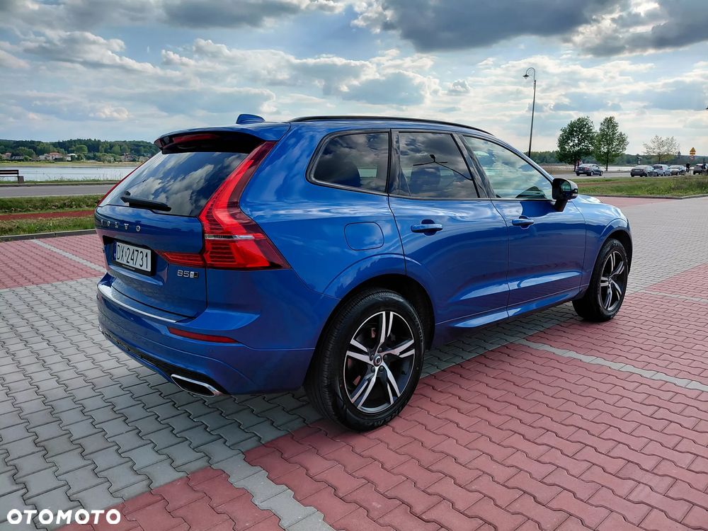 Volvo XC 60 B5 D AWD R-Design - 27