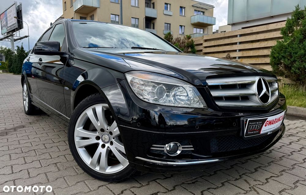 Mercedes-Benz Klasa C 180 BlueEFFICIENCY 7G-TRONIC Avantgarde - 8