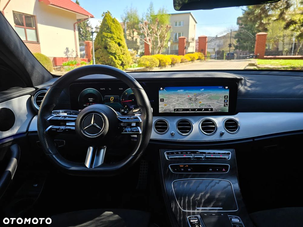 Mercedes-Benz Klasa E 220 d 4-Matic AMG - 20