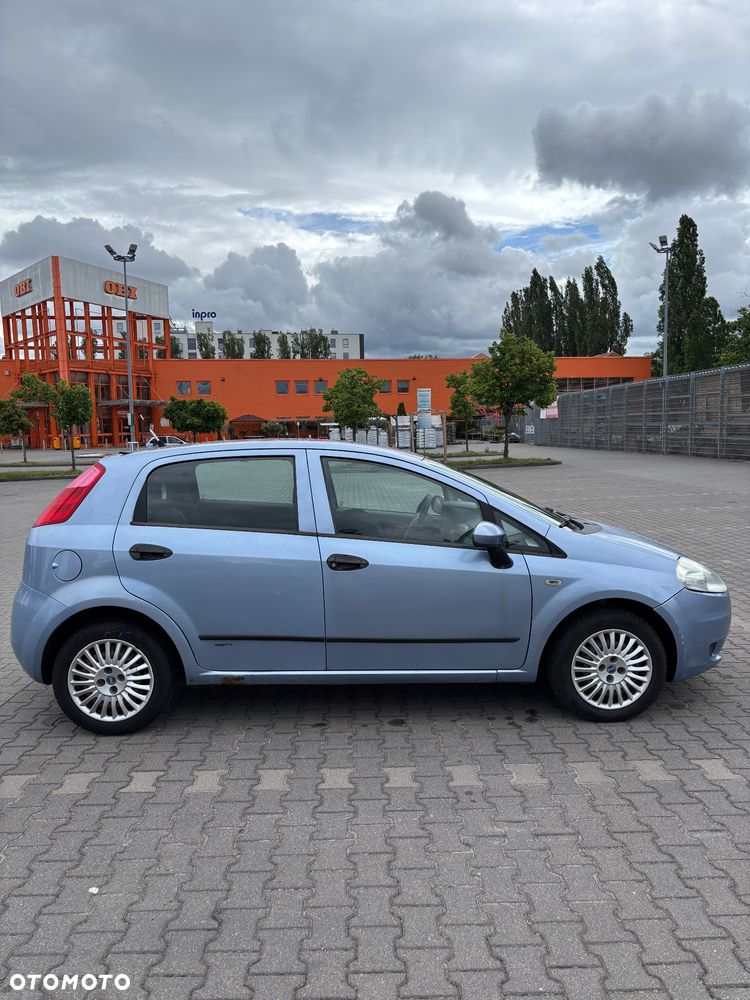 Fiat Punto - 8