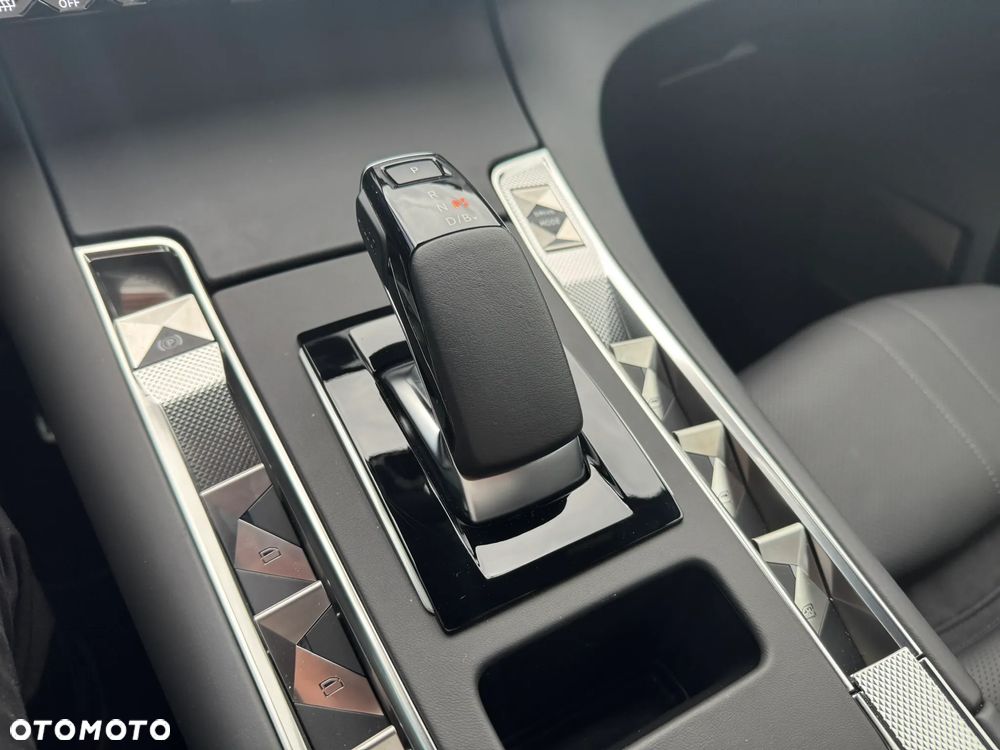 DS Automobiles DS 7 Crossback 1.6 E-Tense 4x4 Opera - 24