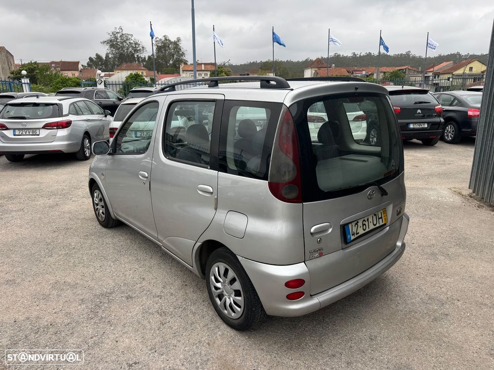 Toyota Yaris Verso 1.4 D-4D Sol - 23