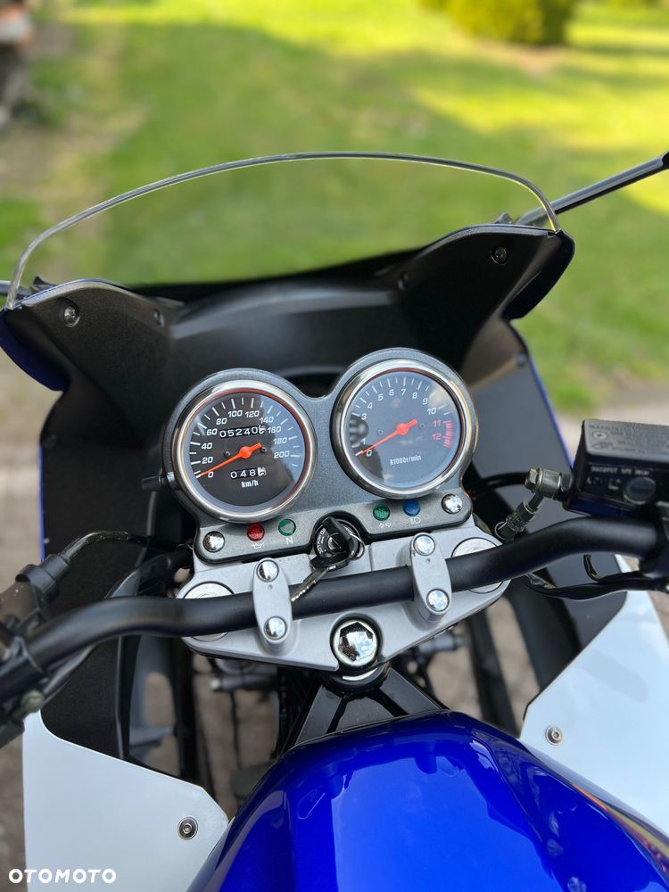 Suzuki GS - 20