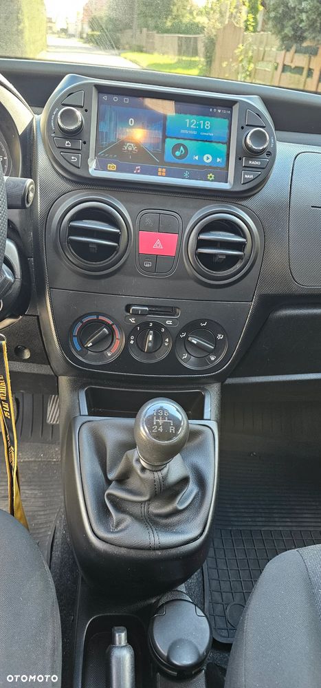 Fiat Qubo 1.4 8V Lounge - 21