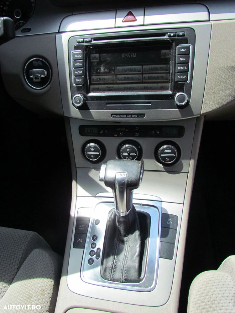 Volkswagen Passat 2.0 TDI DPF DSG Comfortline - 7