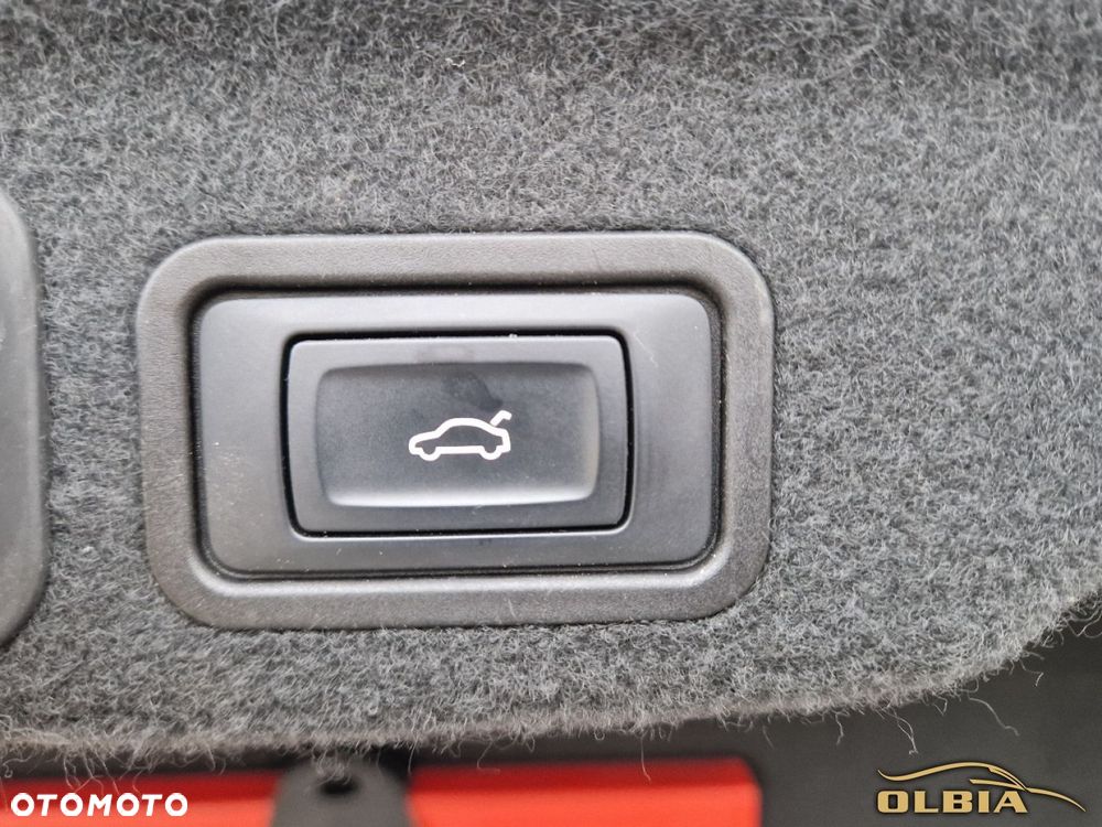 Audi A8 - 17