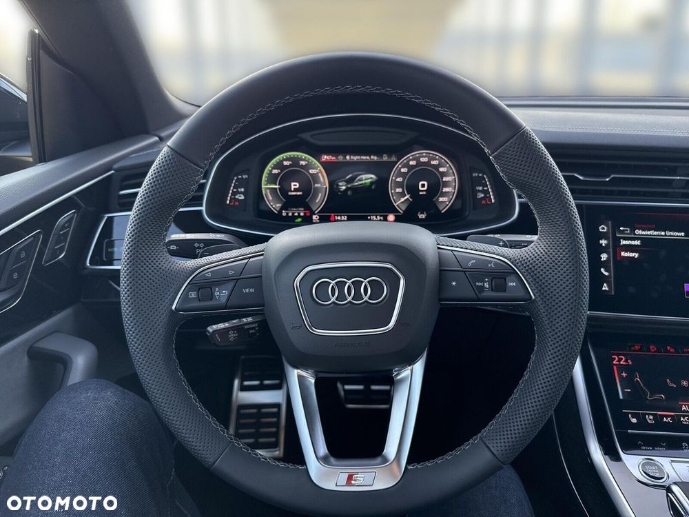 Audi Q8 - 33